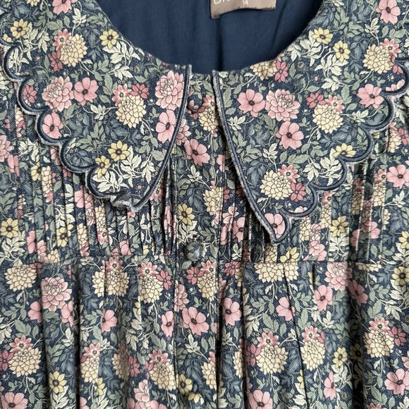 One Child Fawn Floral Pleated Detail Dress Girls 14 Pink / Green Short Length - Picture 5 of 9